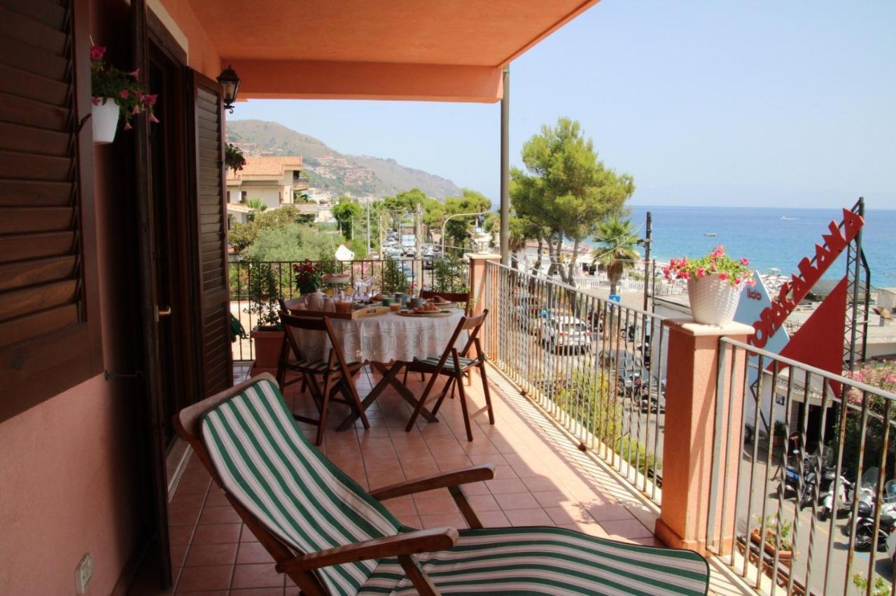 Poseidone Sea Apartment Taormina Mazzeo Exterior photo