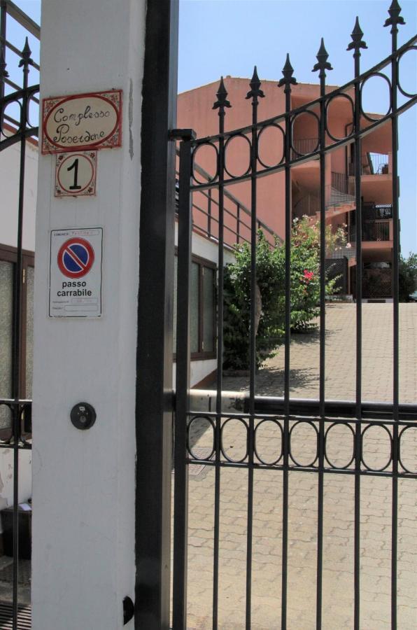Poseidone Sea Apartment Taormina Mazzeo Exterior photo